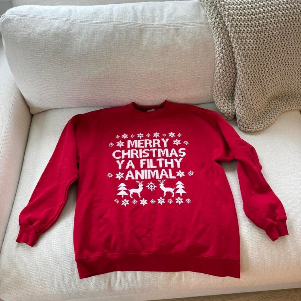 Red crewneck christmas sweatshirt